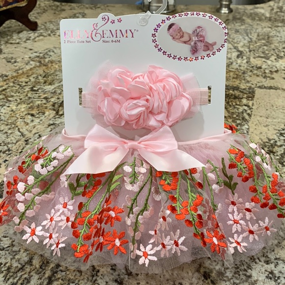 Two pieces to tutu  sets - Picture 1 of 5